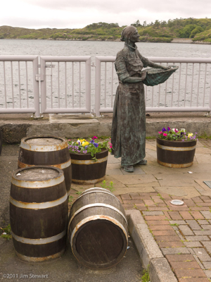 Herring Girl Statue, Stornoway