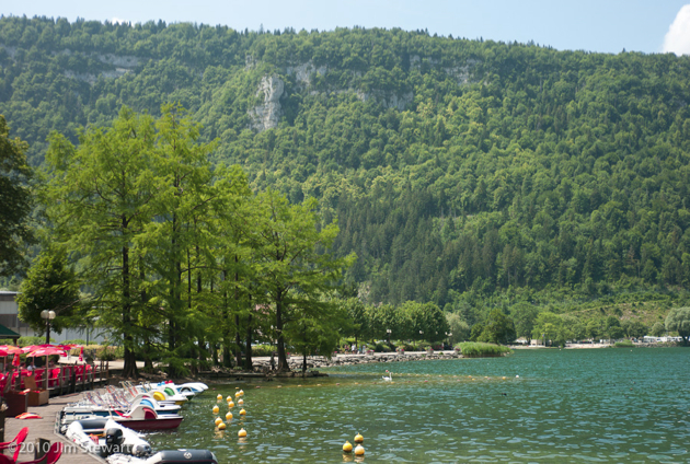 Lac de Nantua from the town