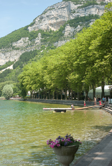 Lac de Nantua from the town