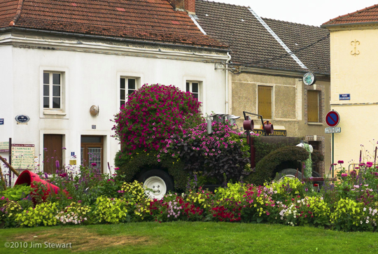 Place de la République, Vertus, Champagne