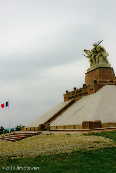 Ferme de Navarin : Memorial